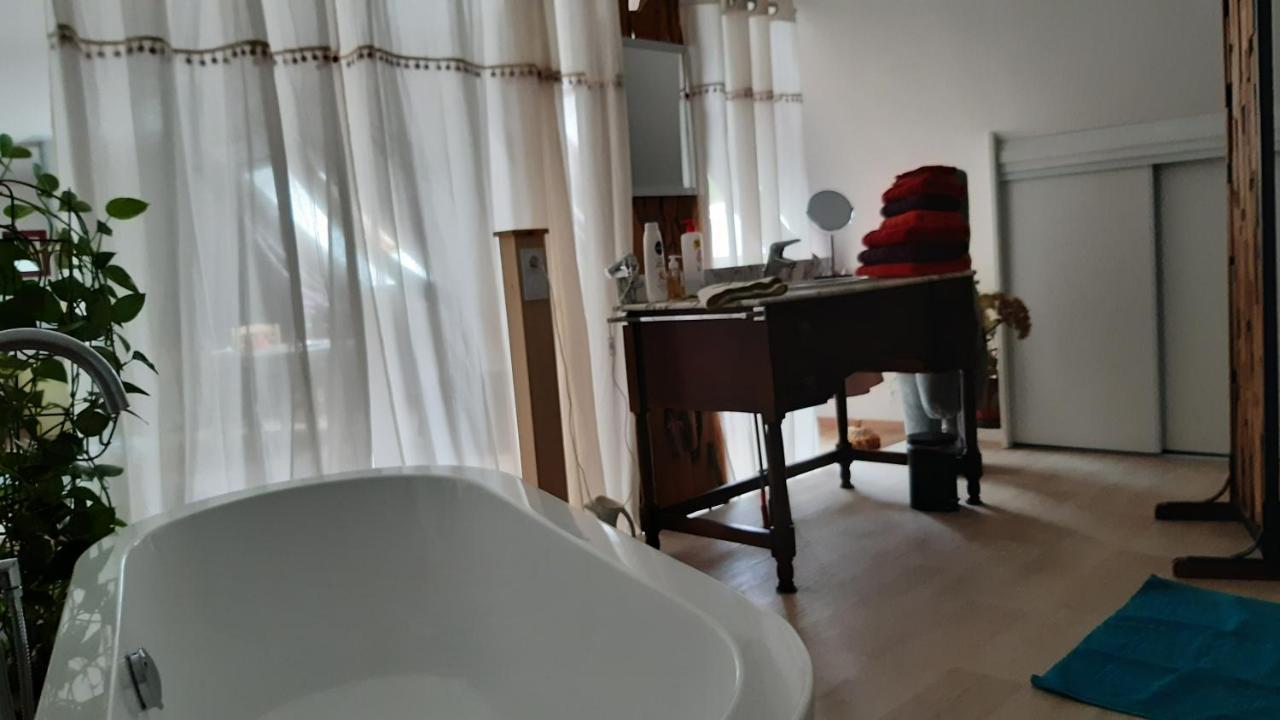 Bed and Breakfast La Martre Saint-Sylvestre-de-Cormeilles Zewnętrze zdjęcie
